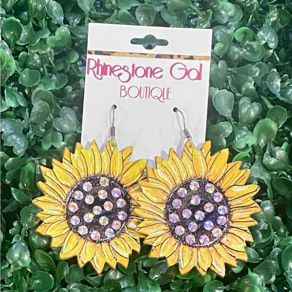 BRAND NEW WITH TAGS Rhinestone Sunflower Leather Earrings – Bold & Beautiful